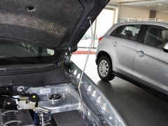 2013款 2.0 CVT 四驱尊贵版 5座