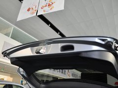 2013款 2.0 CVT 四驱尊贵版 5座