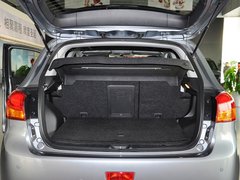 2013款 2.0 CVT 四驱尊贵版 5座