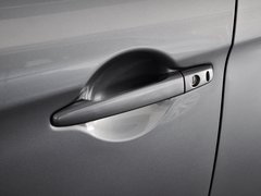 2013款 2.0 CVT 四驱尊贵版 5座