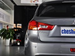 2013款 2.0 CVT 四驱尊贵版 5座