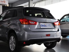 2013款 2.0 CVT 四驱尊贵版 5座