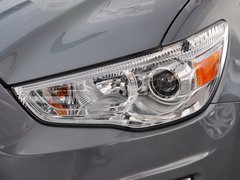 2013款 2.0 CVT 四驱尊贵版 5座