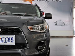 2013款 2.0 CVT 四驱尊贵版 5座