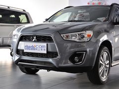 2013款 2.0 CVT 四驱尊贵版 5座