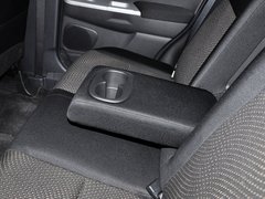 2013款 2.0 CVT 四驱尊贵版 5座