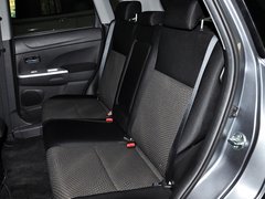 2013款 2.0 CVT 四驱尊贵版 5座