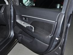 2013款 2.0 CVT 四驱尊贵版 5座