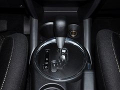 2013款 2.0 CVT 四驱尊贵版 5座