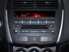 2013款 2.0 CVT 四驱尊贵版 5座