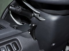 2013款 2.0 CVT 四驱尊贵版 5座