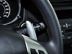 2013款 2.0 CVT 四驱尊贵版 5座