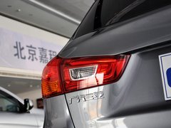 2013款 2.0 CVT 四驱尊贵版 5座