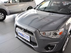 2013款 2.0 CVT 四驱尊贵版 5座