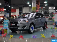 2013款 2.0 CVT 四驱尊贵版 5座