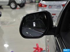 2013款 2.0 CVT 四驱尊贵版 5座