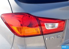 2013款 2.0 CVT 四驱尊贵版 5座