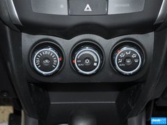 2013款 2.0 CVT 四驱尊贵版 5座