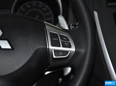 2013款 2.0 CVT 四驱尊贵版 5座