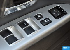 2013款 2.0 CVT 四驱尊贵版 5座
