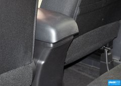 2013款 2.0 CVT 四驱尊贵版 5座
