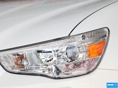 2013款 2.0 CVT 四驱尊贵版 5座