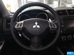 2013款 2.0 CVT 四驱尊贵版 5座