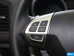 2013款 2.0 CVT 四驱尊贵版 5座