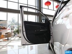 2013款 2.0 CVT 四驱尊贵版 5座