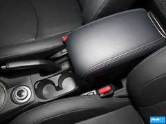 2013款 2.0 CVT 四驱尊贵版 5座