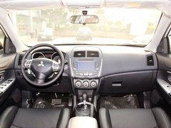 2013款 2.0 CVT 四驱旗舰版 5座