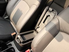 2013款 2.0 CVT 四驱旗舰版 5座