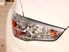 2013款 2.0 CVT 四驱旗舰版 5座