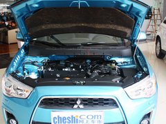 2013款 2.0 CVT 四驱旗舰版 5座
