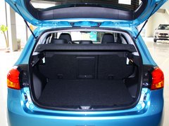 2013款 2.0 CVT 四驱旗舰版 5座