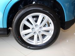 2013款 2.0 CVT 四驱旗舰版 5座