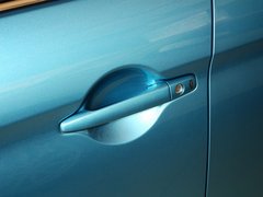 2013款 2.0 CVT 四驱旗舰版 5座