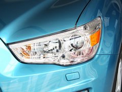 2013款 2.0 CVT 四驱旗舰版 5座