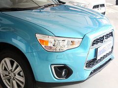 2013款 2.0 CVT 四驱旗舰版 5座