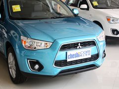 2013款 2.0 CVT 四驱旗舰版 5座