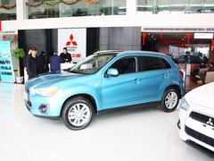 2013款 2.0 CVT 四驱旗舰版 5座
