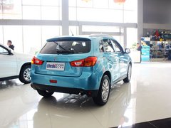 2013款 2.0 CVT 四驱旗舰版 5座