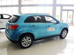 2013款 2.0 CVT 四驱旗舰版 5座