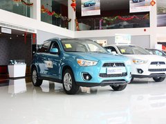 2013款 2.0 CVT 四驱旗舰版 5座