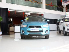 2013款 2.0 CVT 四驱旗舰版 5座