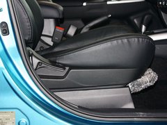 2013款 2.0 CVT 四驱旗舰版 5座
