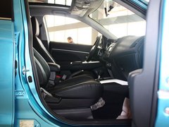 2013款 2.0 CVT 四驱旗舰版 5座