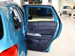 2013款 2.0 CVT 四驱旗舰版 5座
