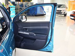 2013款 2.0 CVT 四驱旗舰版 5座
