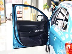 2013款 2.0 CVT 四驱旗舰版 5座